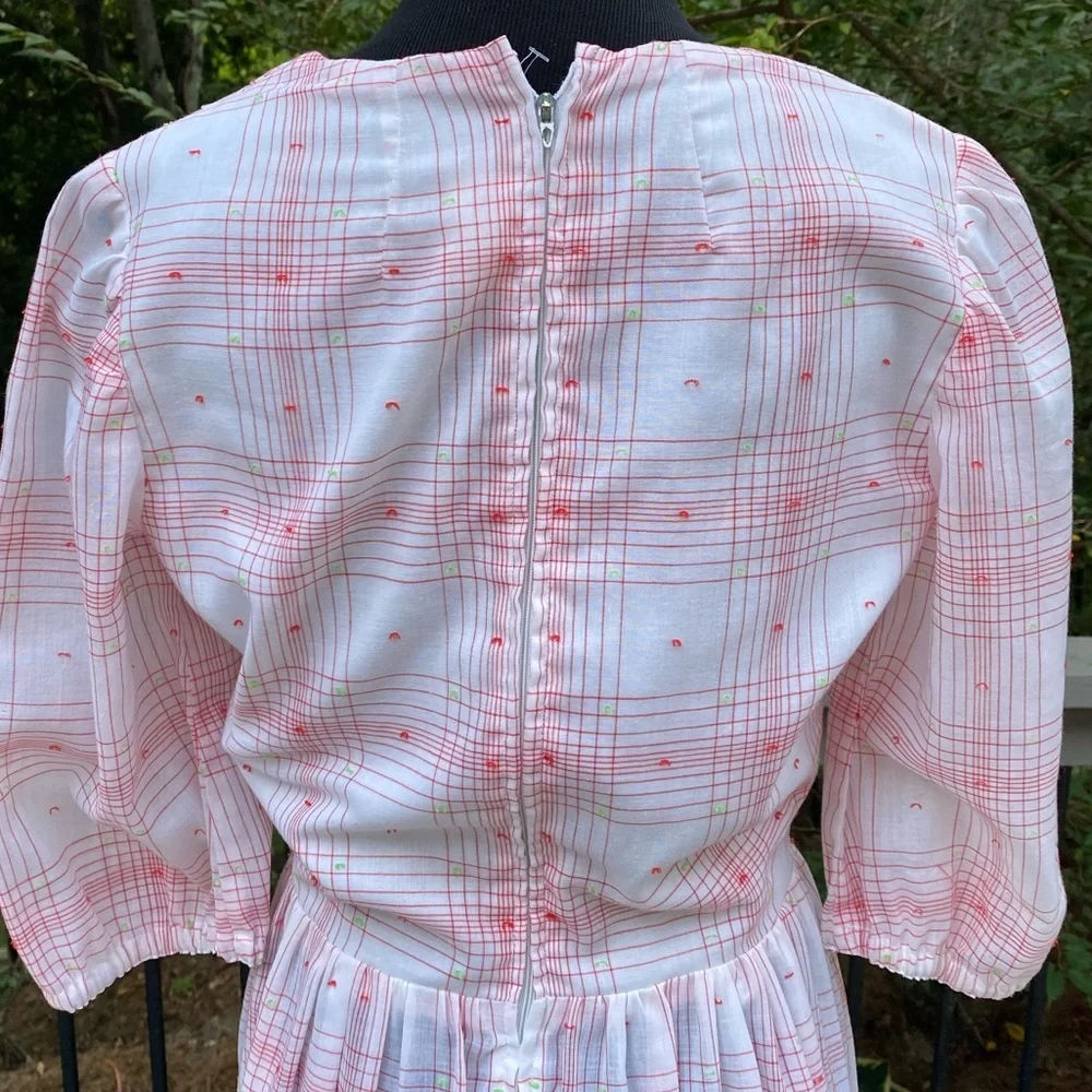Vintage 60s does 50s Plaid Fit and Flare Cotton Day Dress - Picture 7 of 13